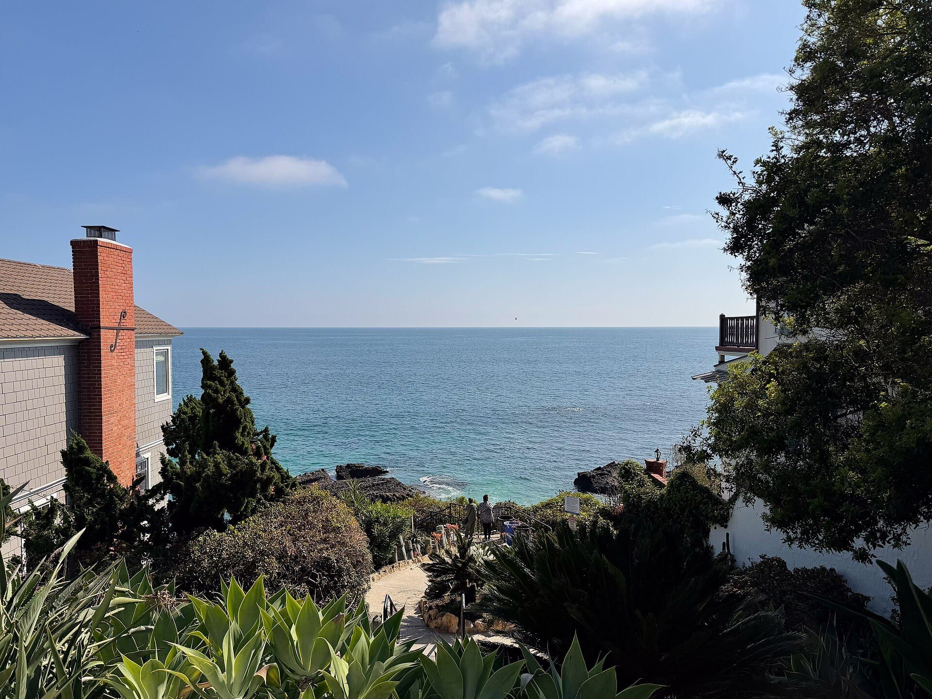 Overlooking steps to Woods Cove