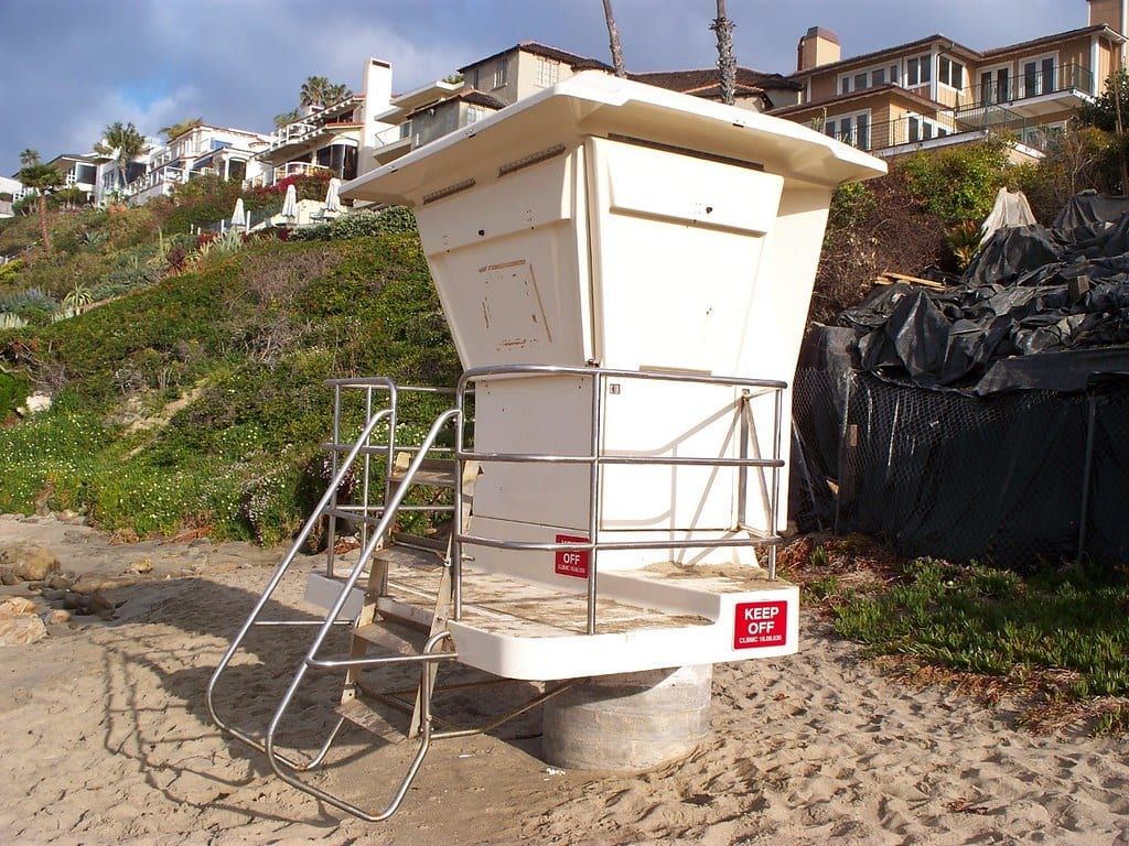 035 1 Of 2 Lifeguard Towers On Crescent Bay Beach