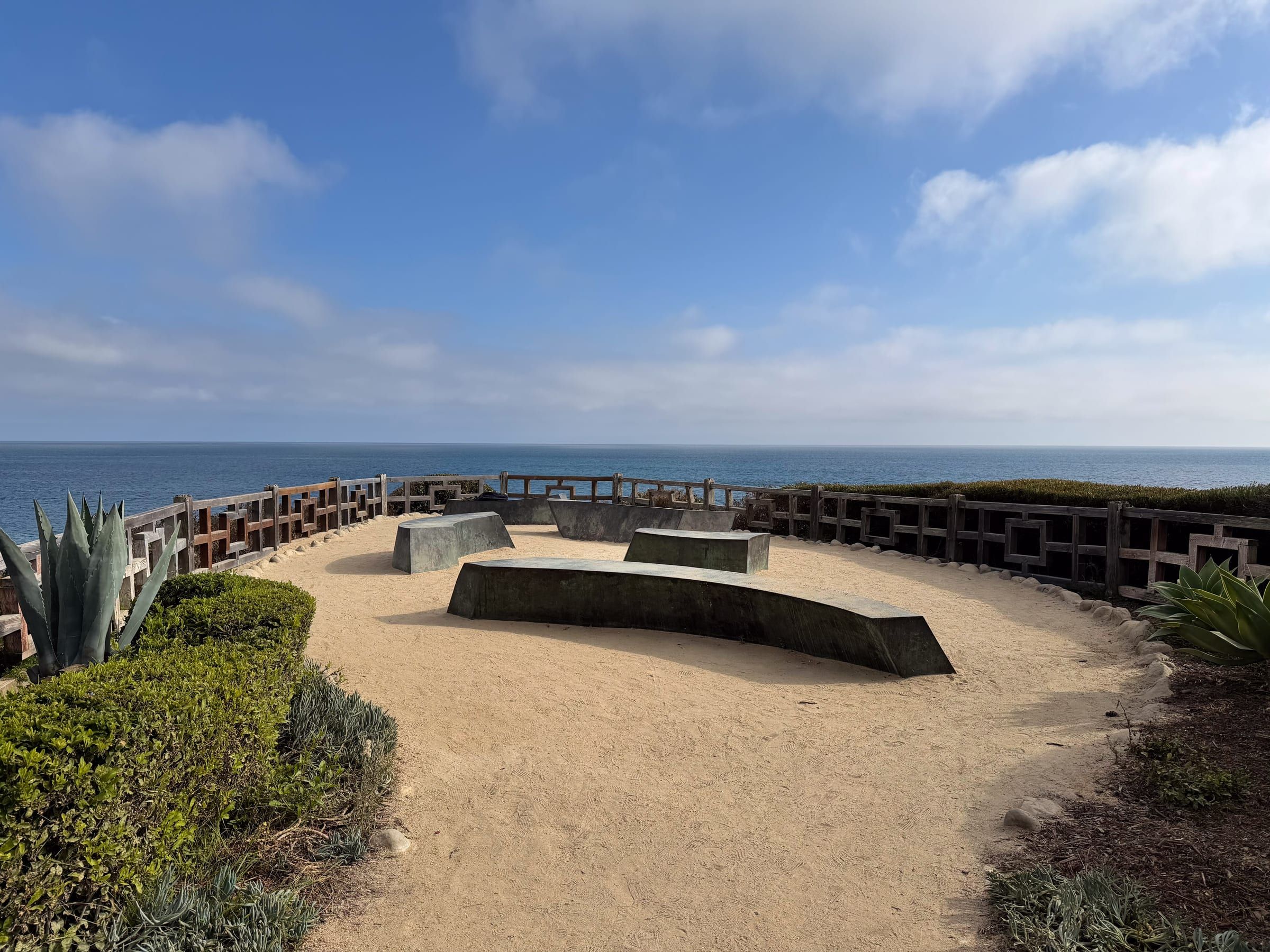 The Lookout Point viewing area at Treasure Island Park